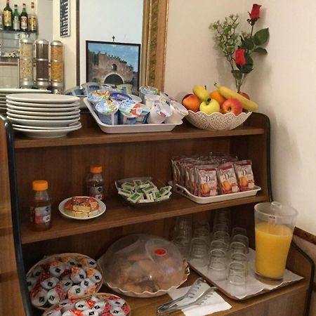 Hotel Giuliana Rome Buitenkant foto